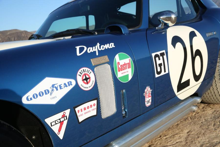  Shelby Cobra Daytona Coupe 50th Anniversary Edition 2015 года  (фото 7 из 10)